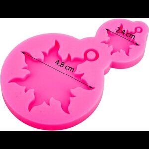 Glossy Shiny Big and Small Sunflower Shape Keychain Silicone Mold with Hole for